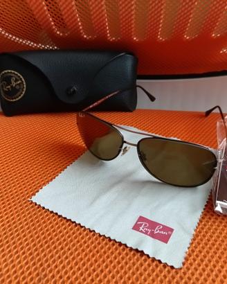 Ray-Ban P Occhiali da Sole LightRay P3 RB 8052

