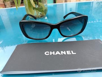 occhiali da sole Chanel 