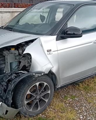 Smart ForFour 70 1.0 twinamic Passion SINISTRATA