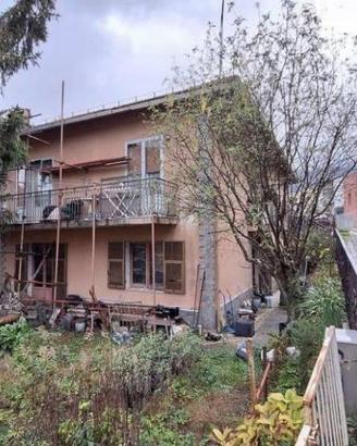 Immobile in asta di 274 m² con 5 locali e box auto