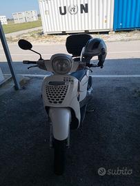 Scarabeo 200