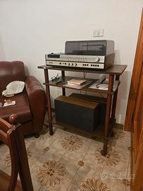 Stereo retró con casse e cablaggio originali