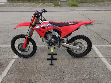 HONDA CRF 250 R 2024