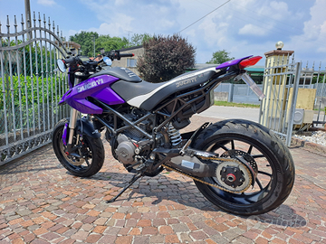 Ducati Hypermotard 796 (depo a libretto)