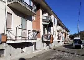 Appartamento a Angera (VA)