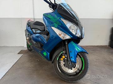 Yamaha T max 500