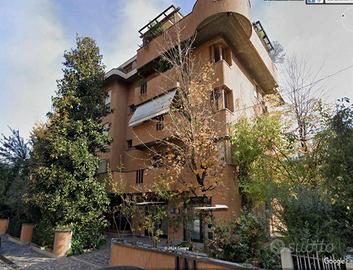 Immobile in asta di 90 m² con 2 locali a Carpi