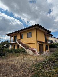 Villa Singola di 200 mq