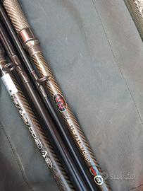 Canne da carpfishing e sacca trasporto