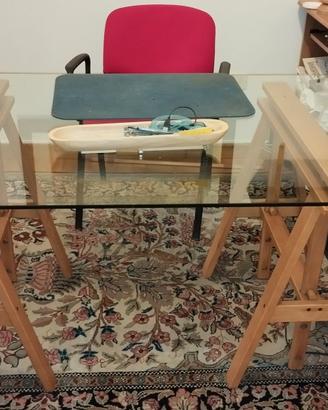 Scrivania in cavalletti e vetro
