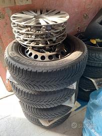 gomme invernali più cerchioni in acciaio più copri