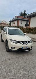  X-TRAIL Nissan tekna