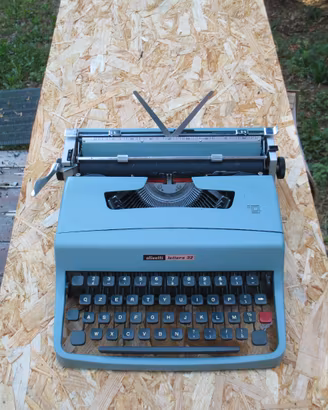 lettera 32 olivetti e macchine da scrivere vintage