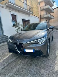 Alfa Romeo Stelvio 2.2 Turbodiesel 190 CV AT8 Q4 S