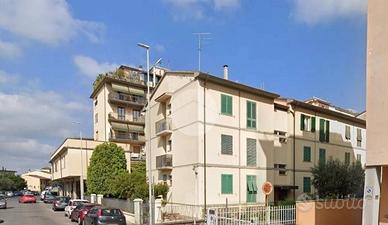 Appartamento di 92 m² con 4 locali a Scandicci