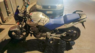 Honda CBF 500