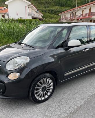 Fiat 500L 1.6 Multijet 120 CV (DOMMYcars)