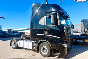 IVECO S-WAY 530, 2022, km 270.000