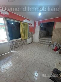 Casa singola con cortile a Santa Venerina