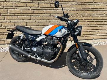 TRIUMPH Speed Twin 900