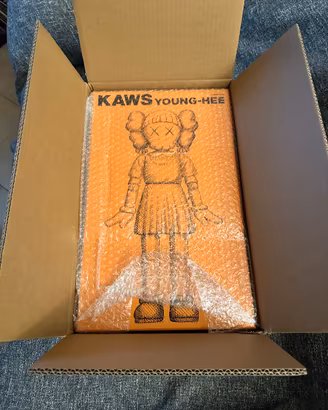 Kaws figure squid game