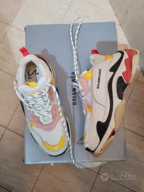 Scarpe Balenciaga Triple S Abbigliamento e Accessori In vendita a Lucca