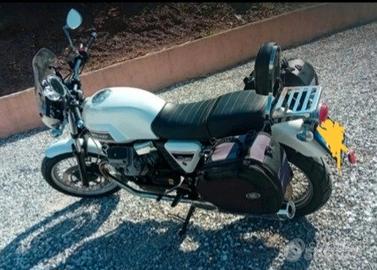 Moto Guzzi V7 Classic