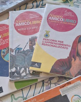 Nuovo amico libro scuole media