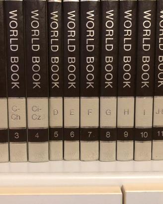 Enciclopedia “World Book”