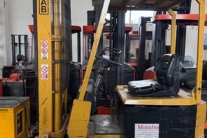 Carrello elevatore elettrico Cesab 18 quintali usa