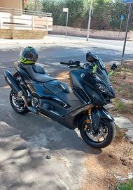 TMAX 560 Tech Max
