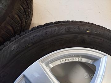 cerchi e gomme 4 stagioni  205 60 r16