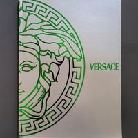 Versace catalogo Fall Winter's Woman Collection