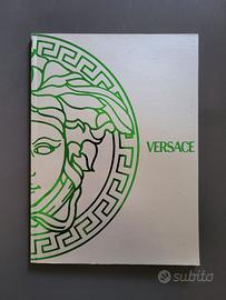 Versace catalogo Fall Winter's Woman Collection