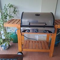 BARBECUE A GAS TRE FUOCHI 2 PIASTRE COME NUOVO 