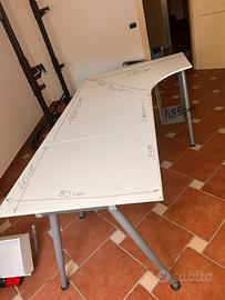 scrivania ad angolo