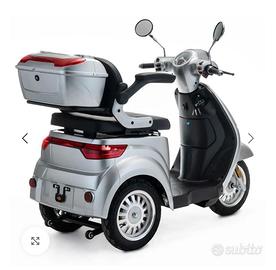 Scooter elettrico a tre ruote