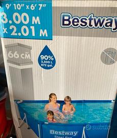 piscina in buone condizioni 