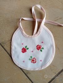 Bavetta ricamato a mano 