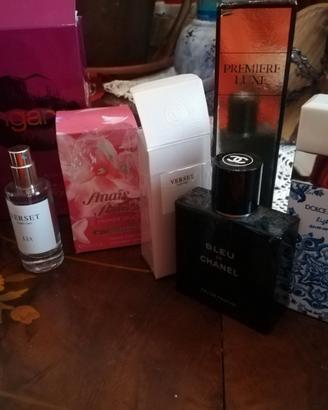 lotto collezione di flaconi vuoti di profumi