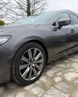 Mazda6 2.2L Skyactiv-D 184 A/T 4x4AWD Wagon Signat