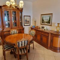 Arredamento per sala da pranzo stile classico