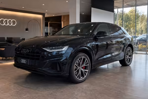 Audi Q8 50 TDI quattro MHEV – Sline, garanzia Audi