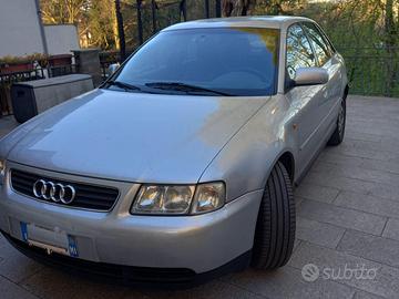 AUDI A3 1.8 20V benzina 125CV anno 2000 Euro 2