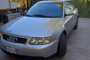 AUDI A3 1.8 20V benzina 125CV anno 2000 Euro 2