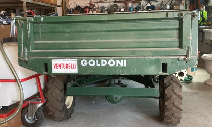 Rimorchio Goldoni 140