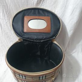 beauty case profumi,ecc,