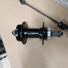 Mozzo per freno a disco