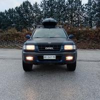 Opel Frontera b 2.2TD 116cv