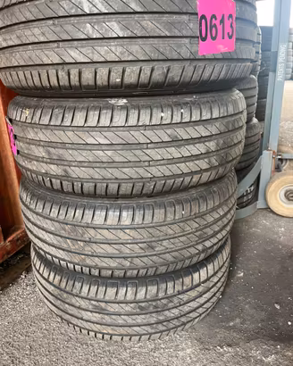 Pneumatici estivi R18 215/55 in perfette condizion